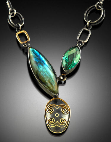 Papua Labradorite Pendant